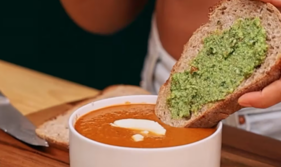 Cherry Tomato and Roasted Garlic Soup
